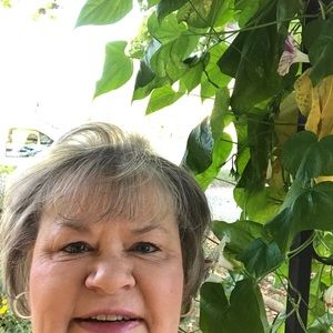 Meet your Posher, Sandra